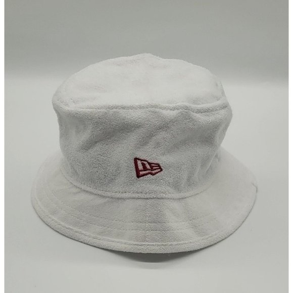 New Era Tampa Bay Buccaneers Bucket Hat - Picture 4 of 5